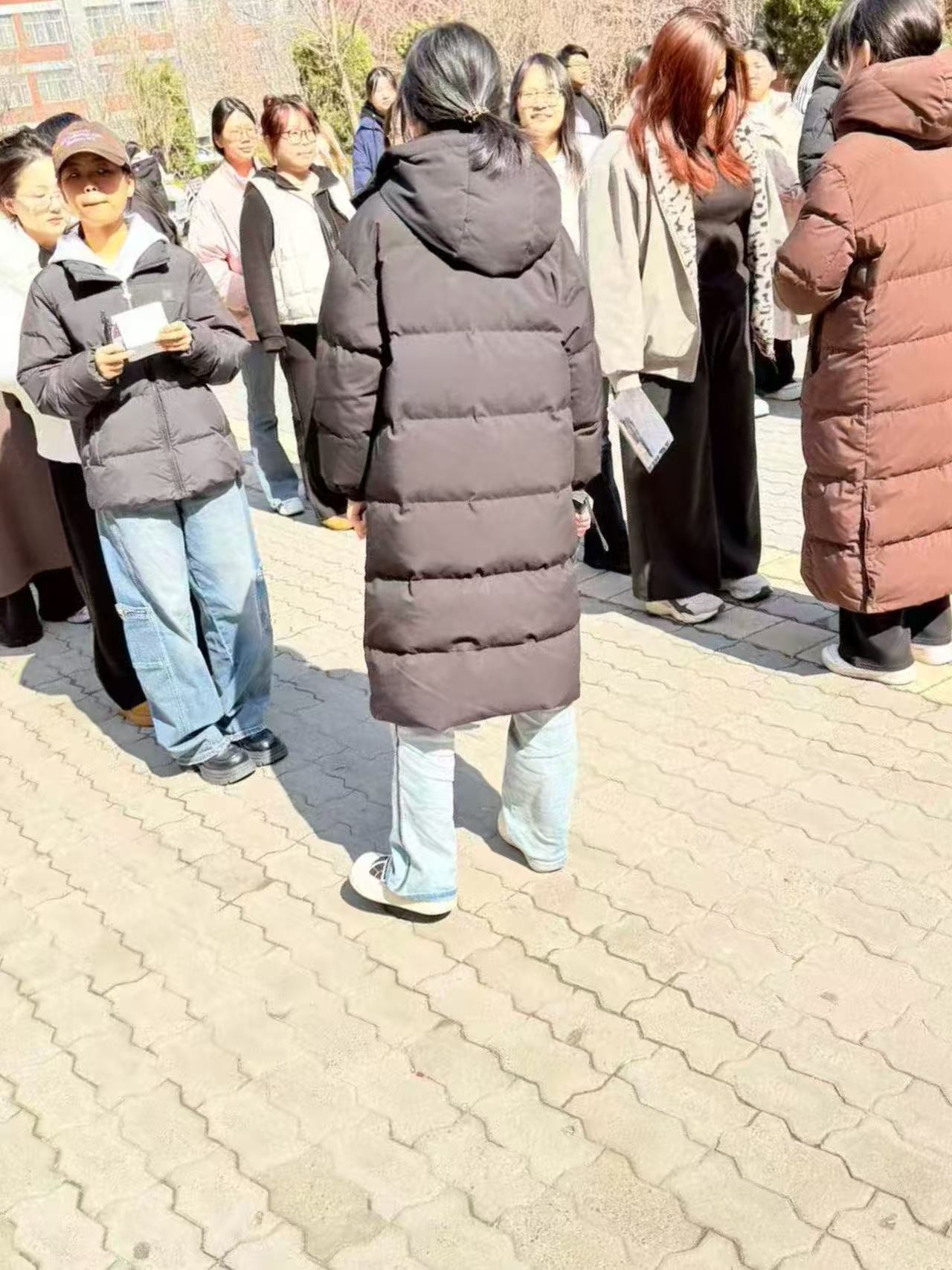 考场秩序井然
